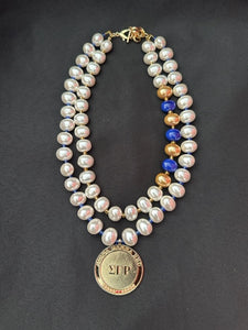7 Beads and White Pearls Necklace